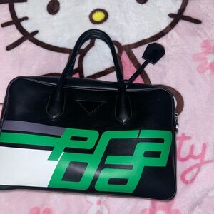 PRADA Purse 💚🖤